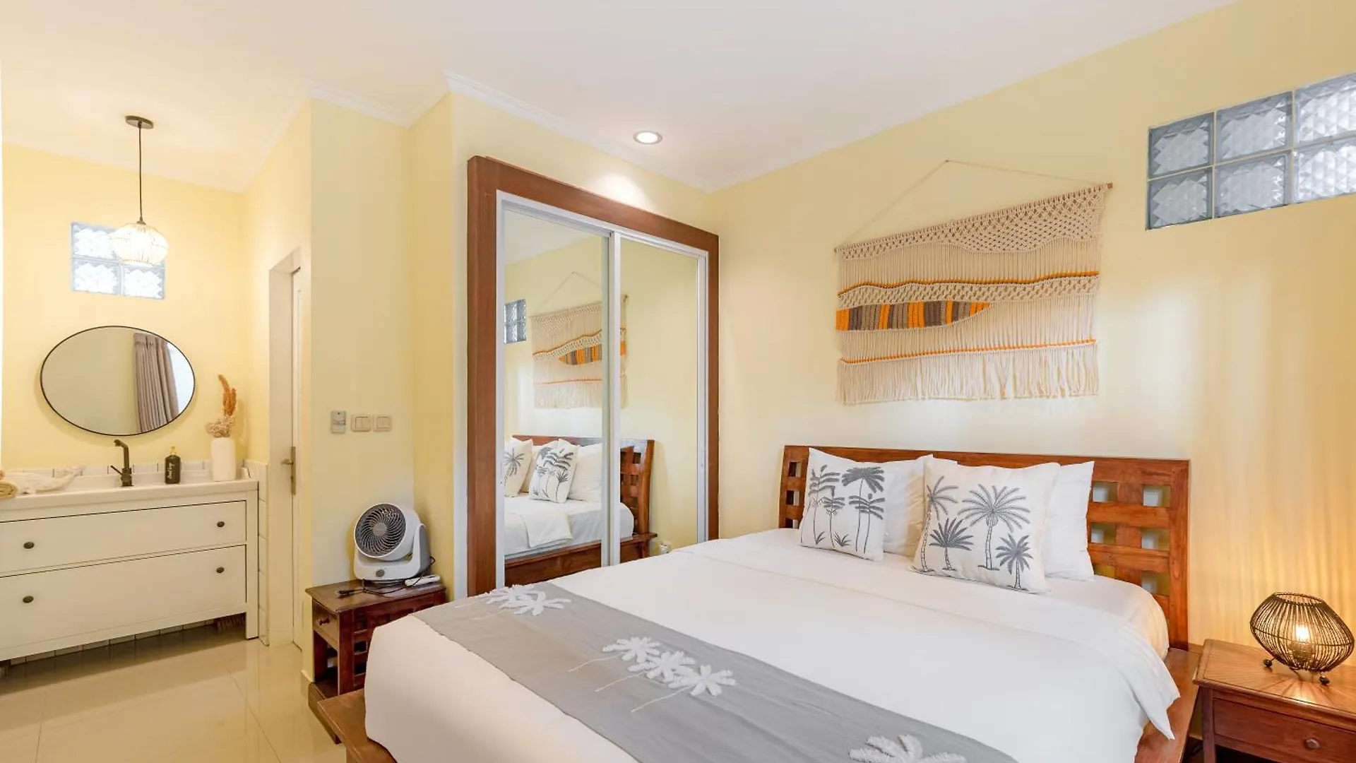 Seminyak Beach Villa Giola Kuta  0*, Kuta (Bali) Indonesia