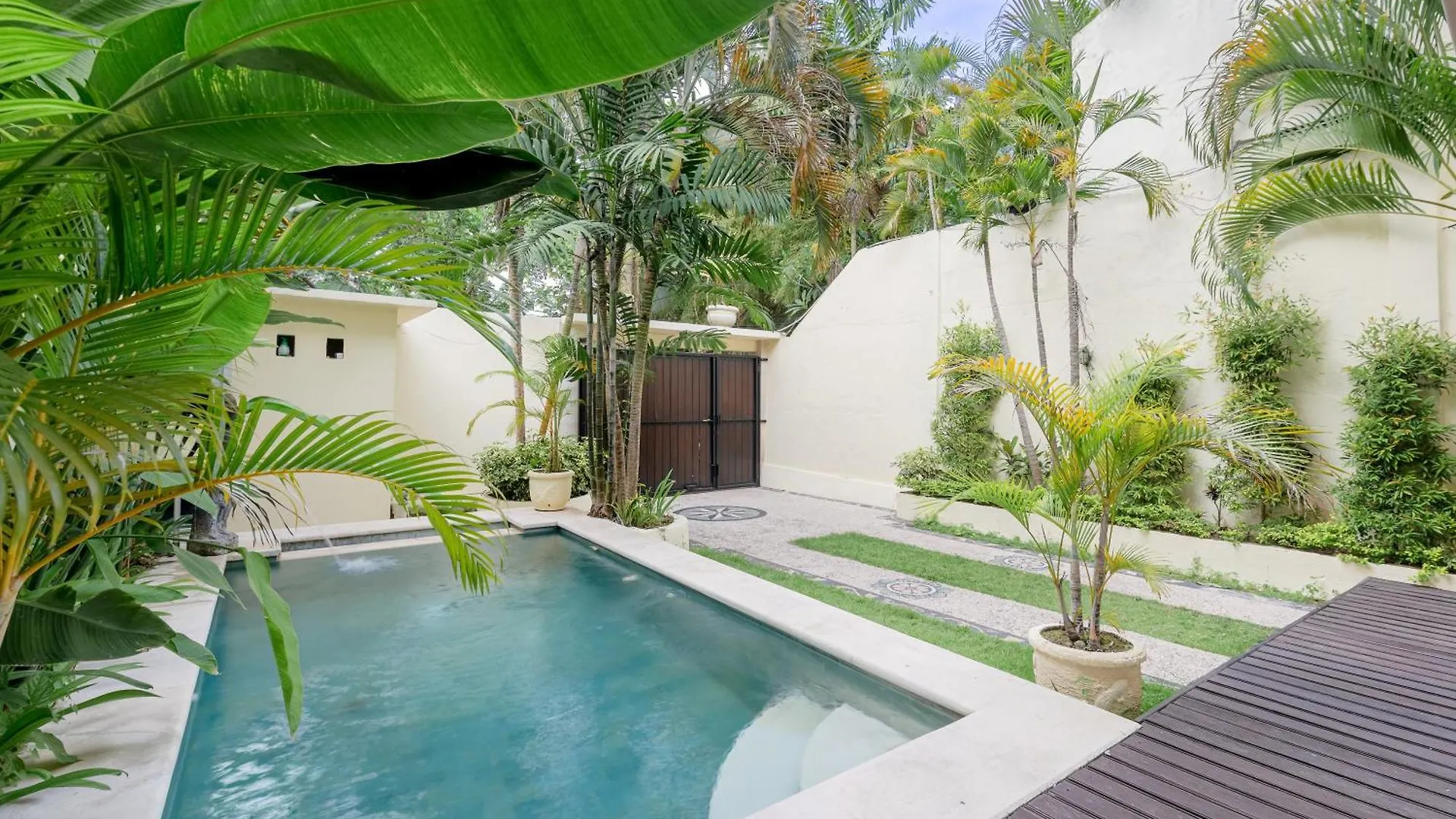 Seminyak Beach Villa Giola Kuta  0*, Kuta (Bali)